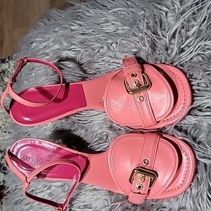 Montana sandals brand by fay